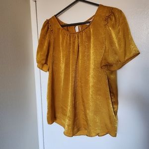 Lauren Conrad Yellow Satin Flowy Blouse Size M